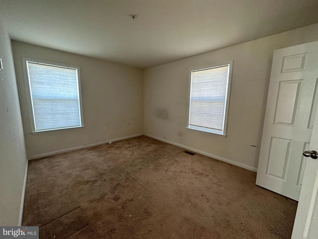 Photo of 7376 TOTTENHAM DRIVE
