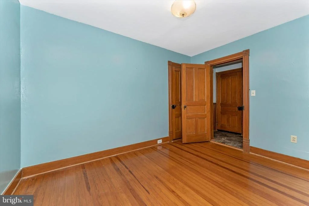 Photo of 44 MAPLE AVENUE