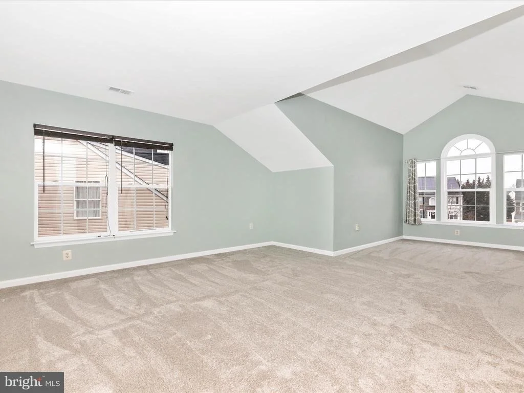 Photo of 605 CROSSOVER COURT