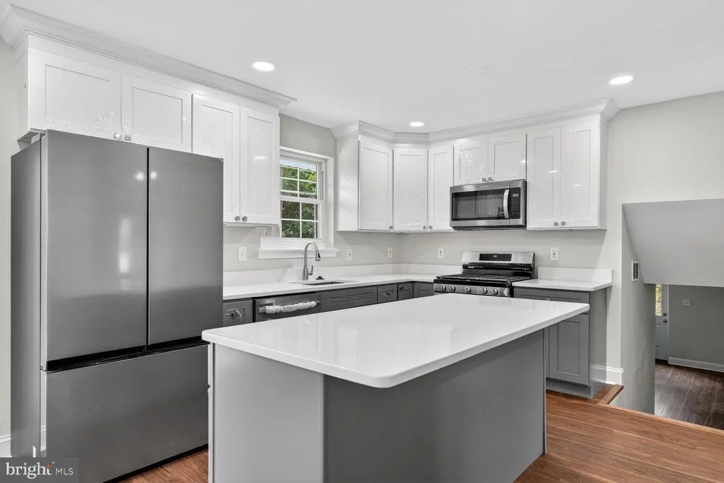 Photo of 8109 CARRICK LANE