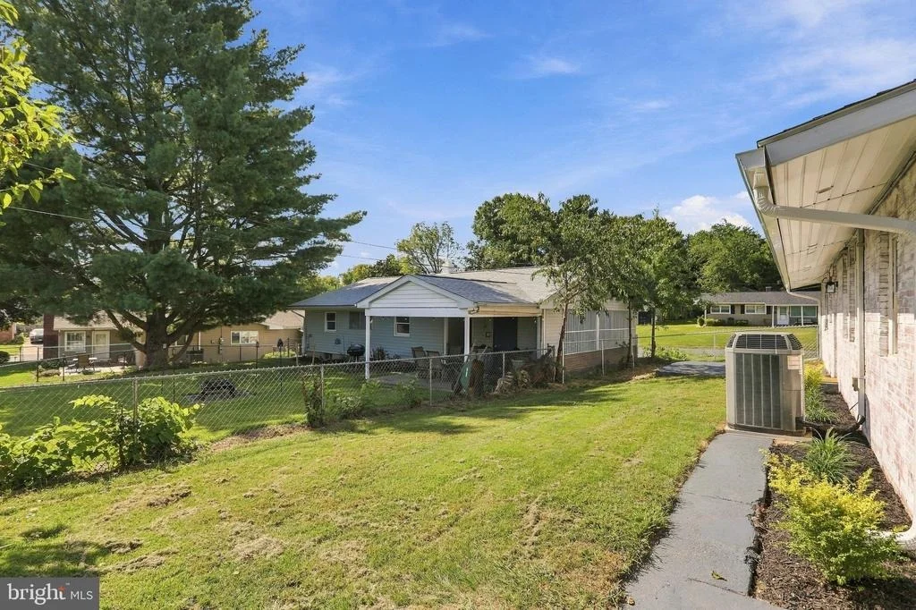 Photo of 1020 BRAMLY DRIVE