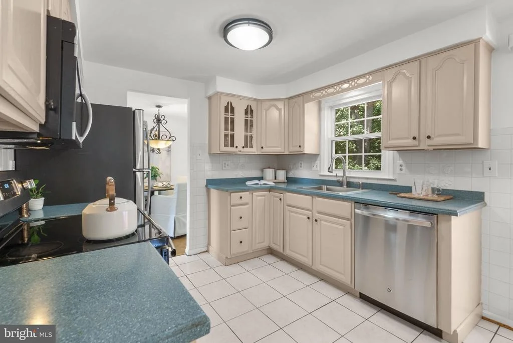 Photo of 2229 DECKMAN LANE