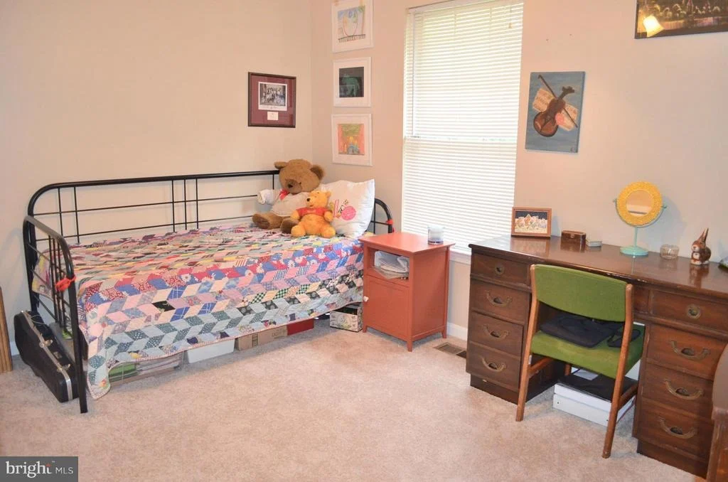 Photo of 9427 CLOVERHILL ROAD