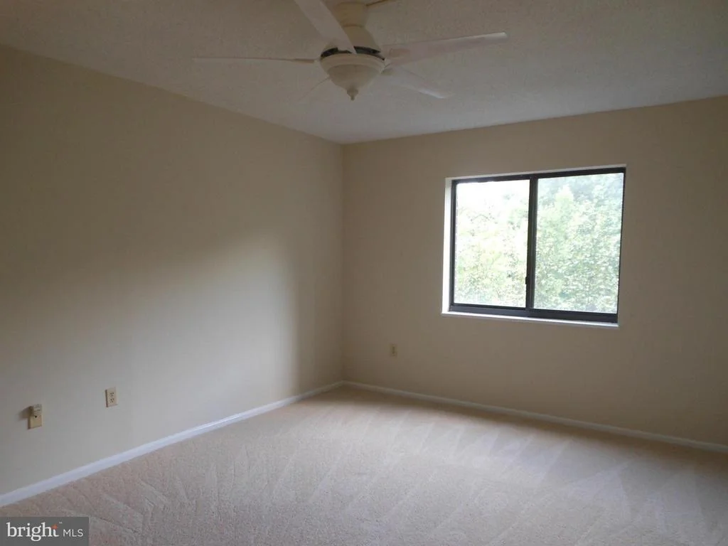 Photo of Unit 3614 at 15115 INTERLACHEN DRIVE