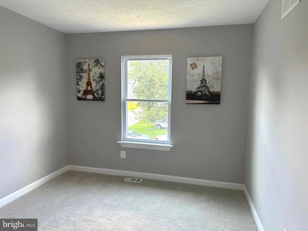 Photo of 7814 OUTING AVENUE