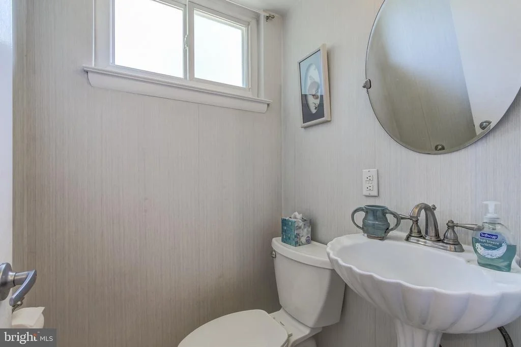 Photo of 703 HILLSBORO DRIVE