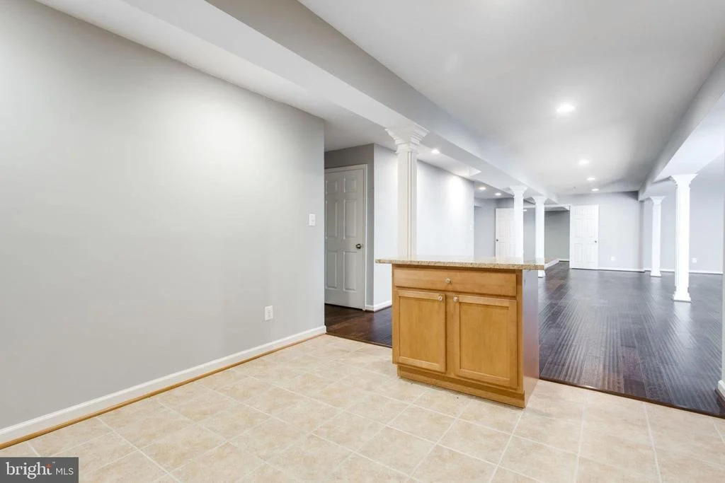 Photo of 6961 TANGLEWOOD DRIVE