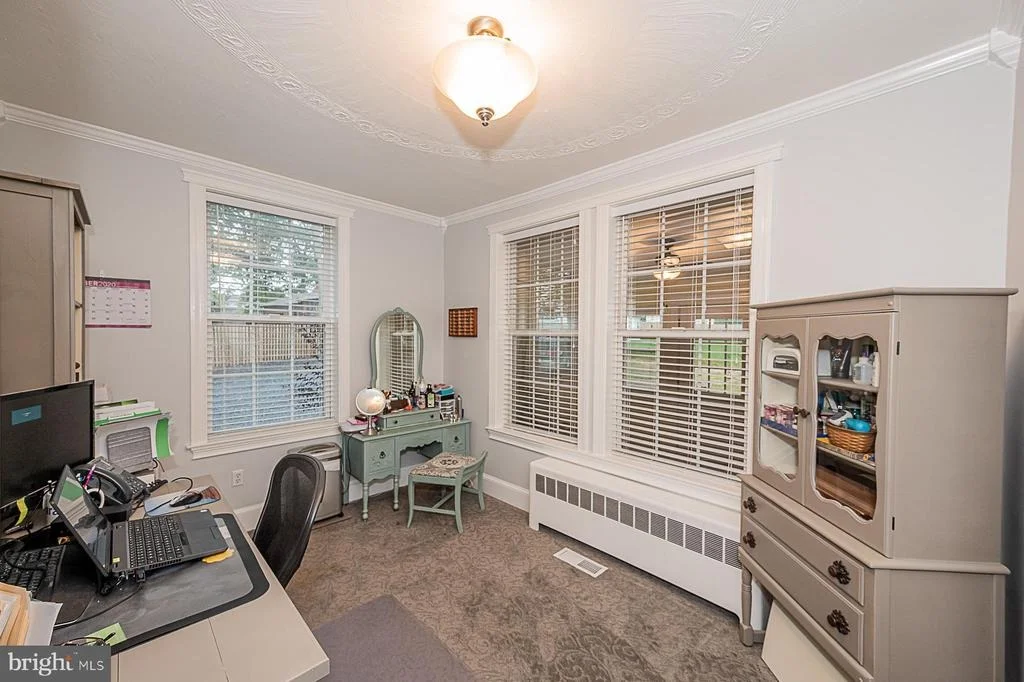 Photo of 8013 TELEGRAPH ROAD