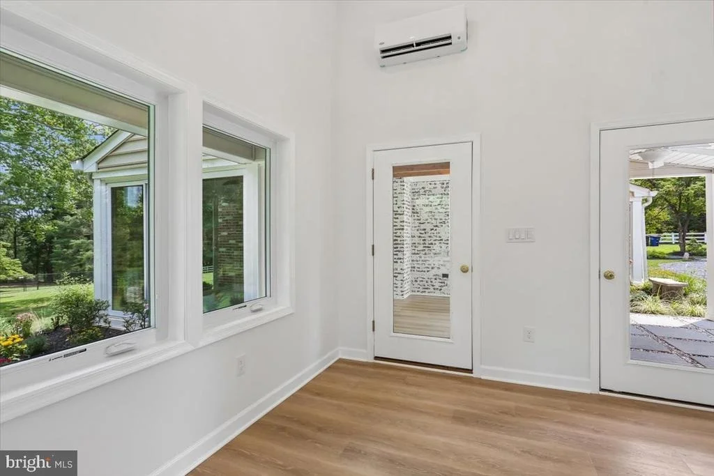 Photo of 14811 SPRINGFIELD ROAD