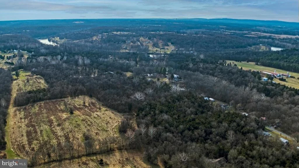 Photo of 8103 AVIS MILL ROAD