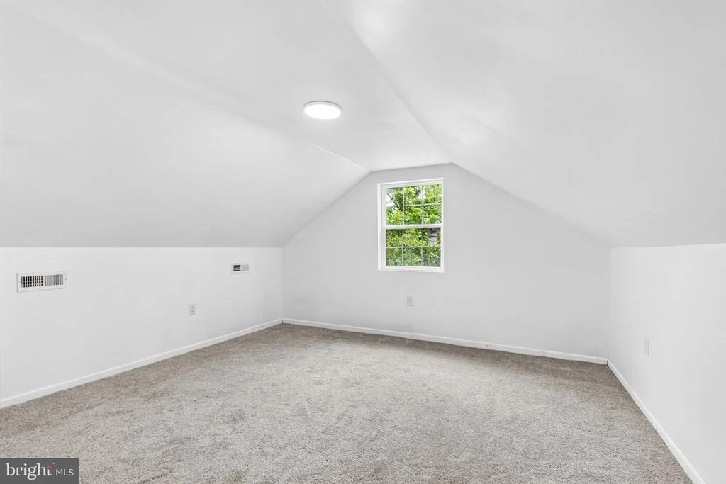 Photo of 23 GLOUCESTER AVENUE