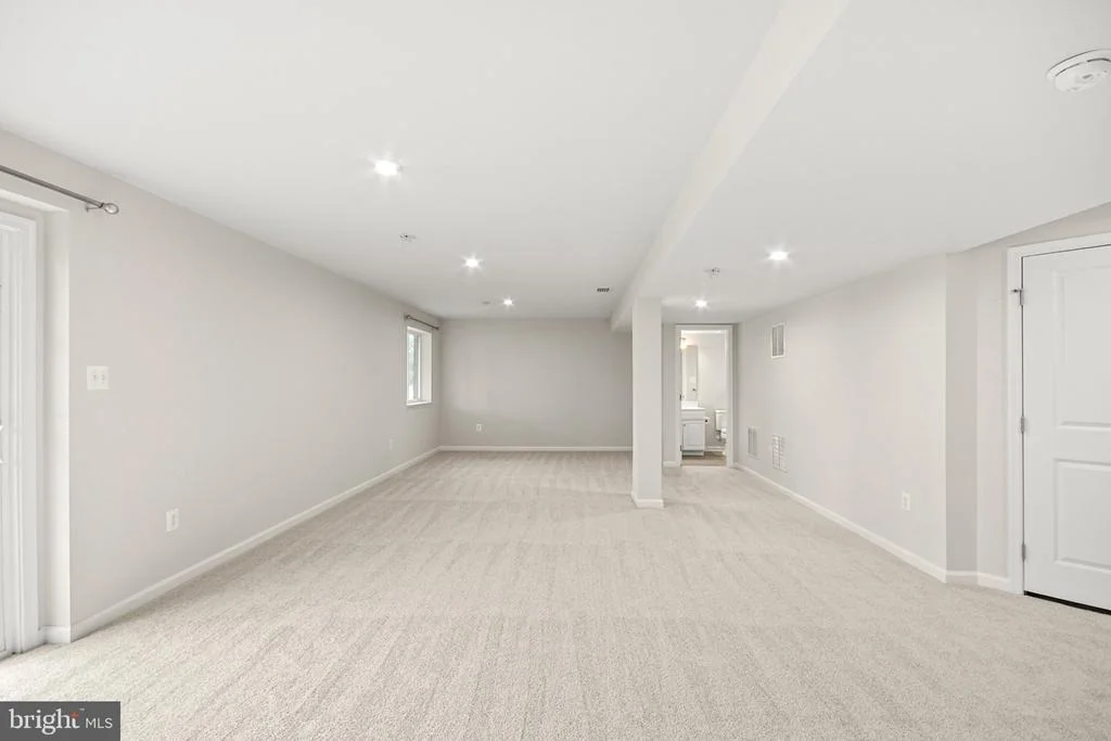 Photo of 12 DEAN LANE