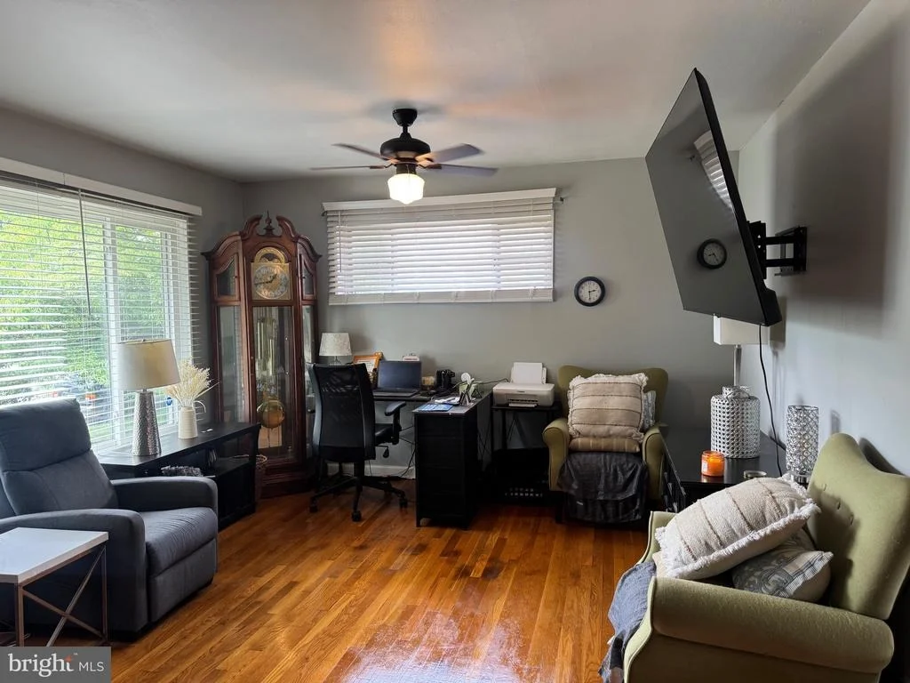 Photo of 2408 SENATOR AVENUE