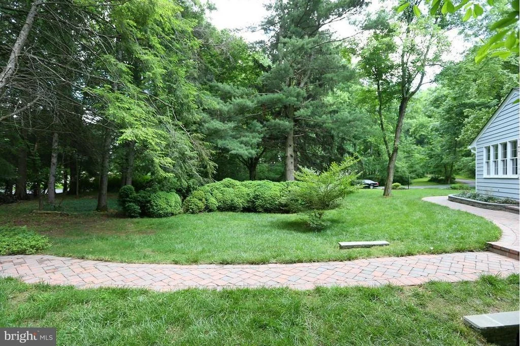 Photo of 13005 FOXDEN DRIVE