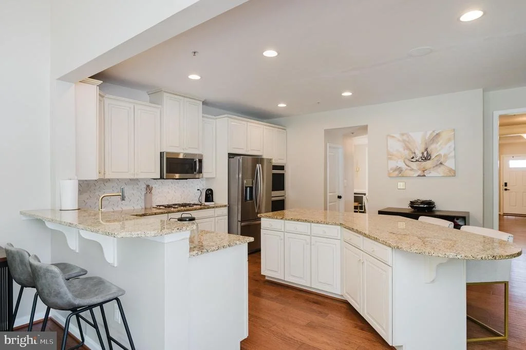 Photo of 744 FALCON LANE