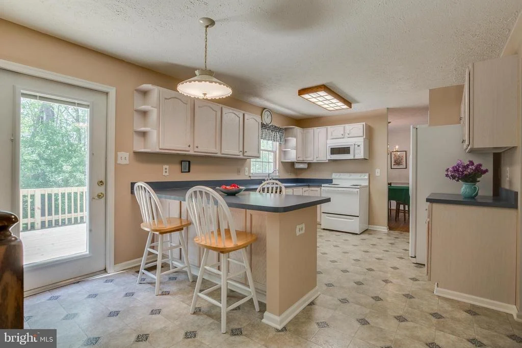 Photo of 9549 RED APPLE LANE