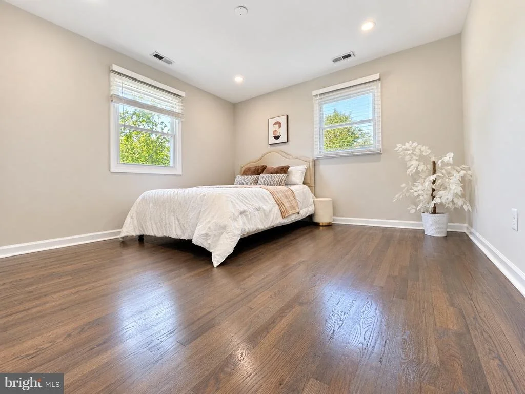 Photo of 11004 TYRONE DRIVE