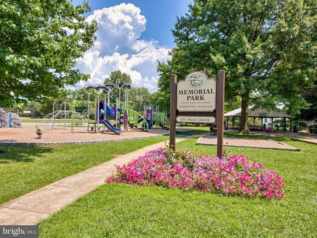 Photo of 4626 FELDSPAR ROAD