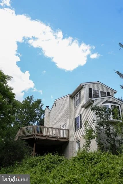 Photo of 1740 FAIRMOUNT ROAD