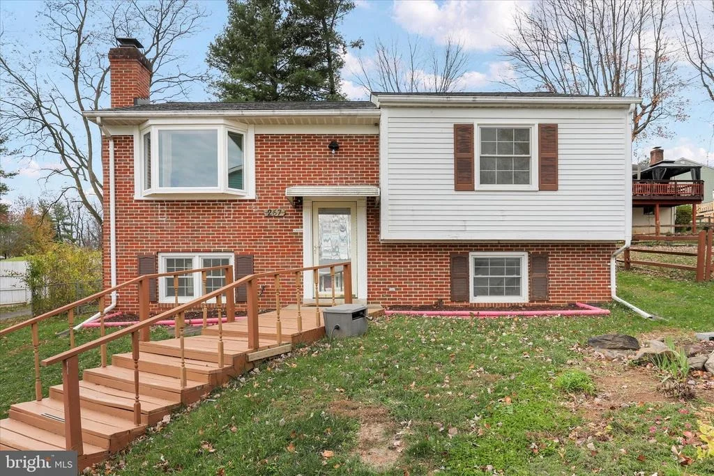 Photo of 267 LONGFORD DRIVE