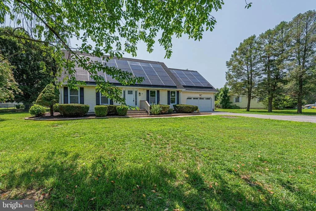 Photo of 30 LEXINGTON DRIVE