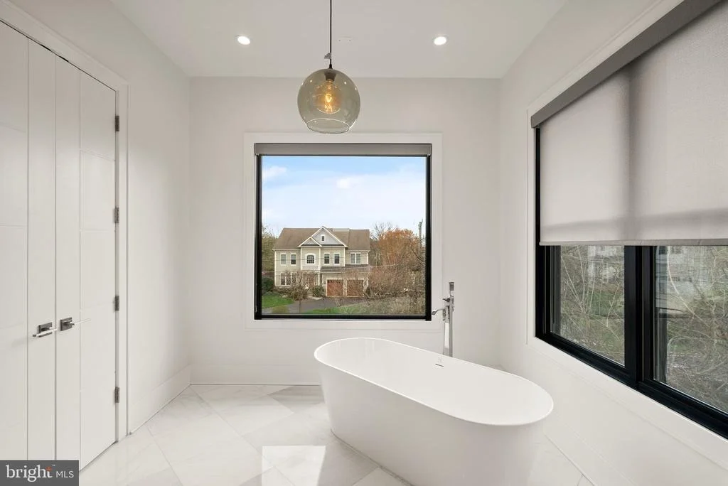 Photo of 1054 KINGLET COURT