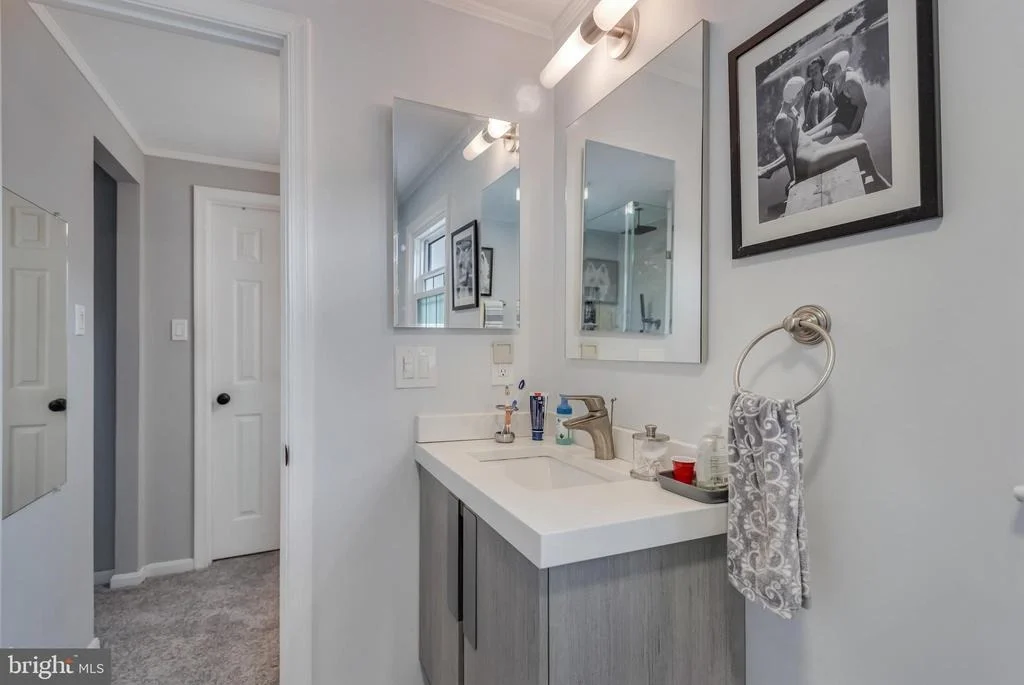 Photo of 2232 DECKMAN LANE