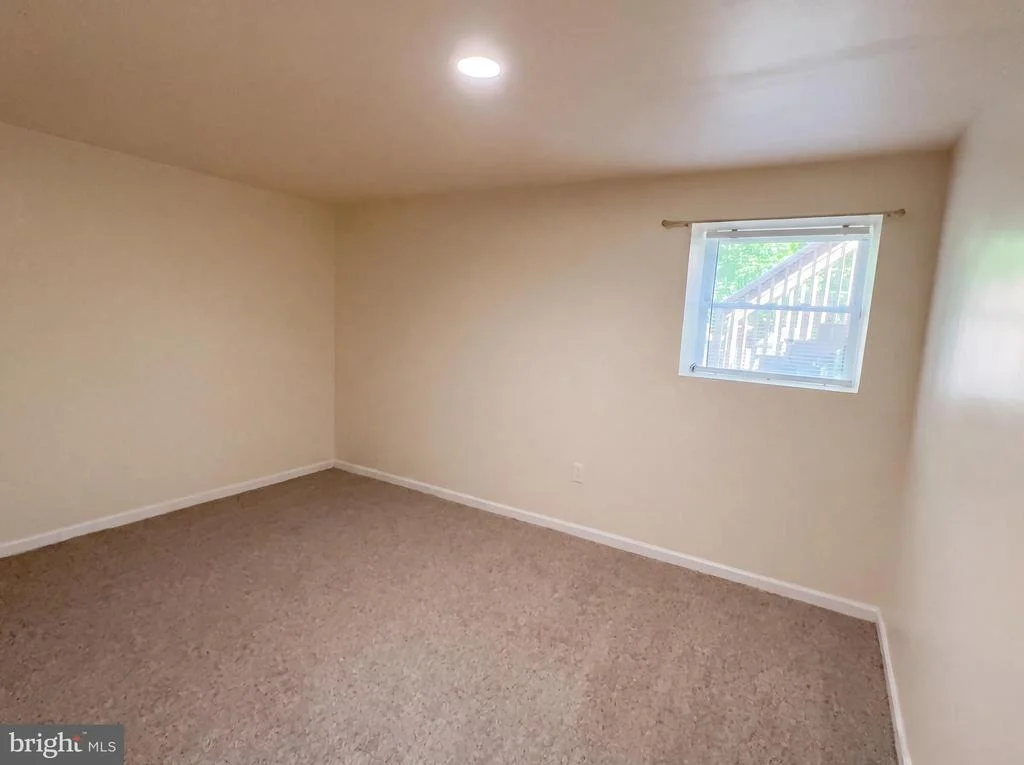 Photo of 814 CLEARVIEW DRIVE