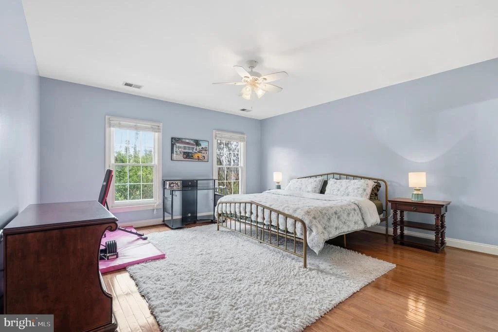 Photo of 18615 THUNDERCLOUD ROAD