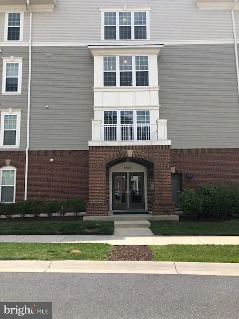 Photo of Unit 12 at 3910 DOC BERLIN DRIVE
