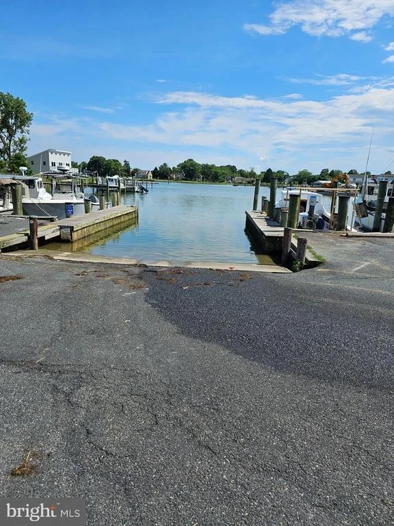 Photo of SINCLAIR AVENUE