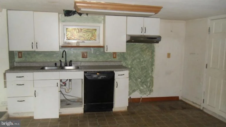 Photo of 1110 BRADLEY ROAD