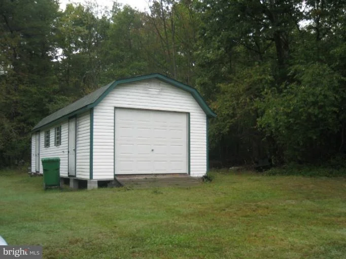Photo of 10565 LIMMERICK DRIVE