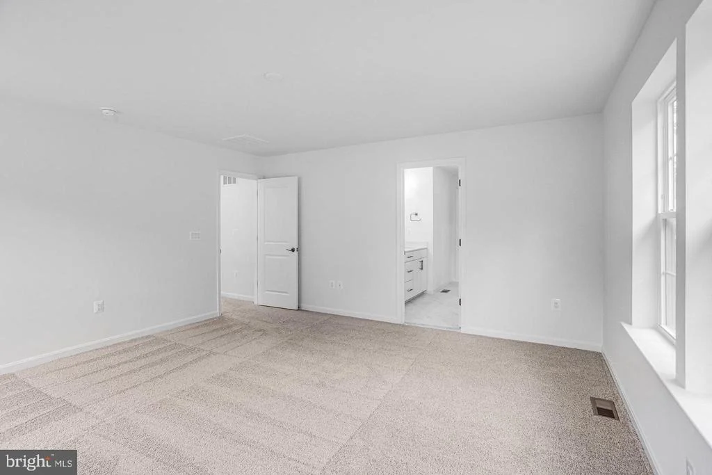 Photo of 35603 PINE NEEDLE LANE