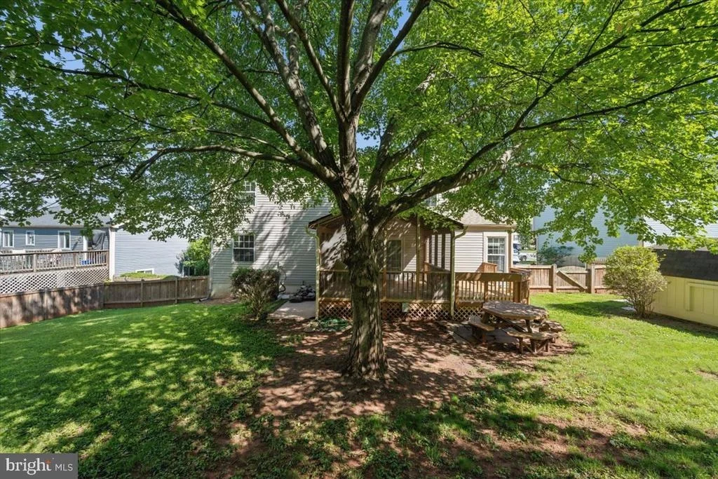 Photo of 6396 DEVONSHIRE LANE
