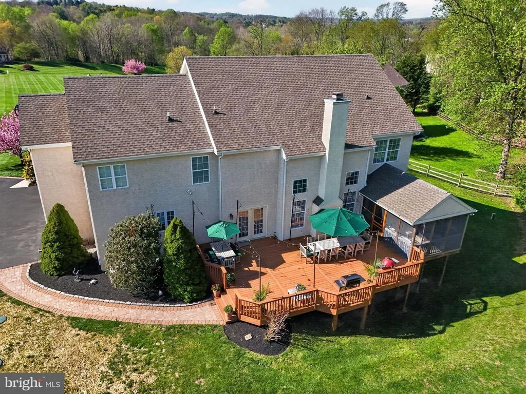 Photo of 116 WATERFALL LANE