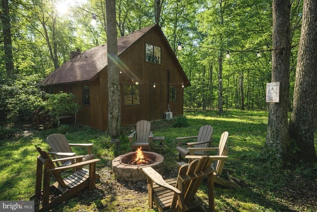 Photo of 61 FREDERICK CIRCLE
