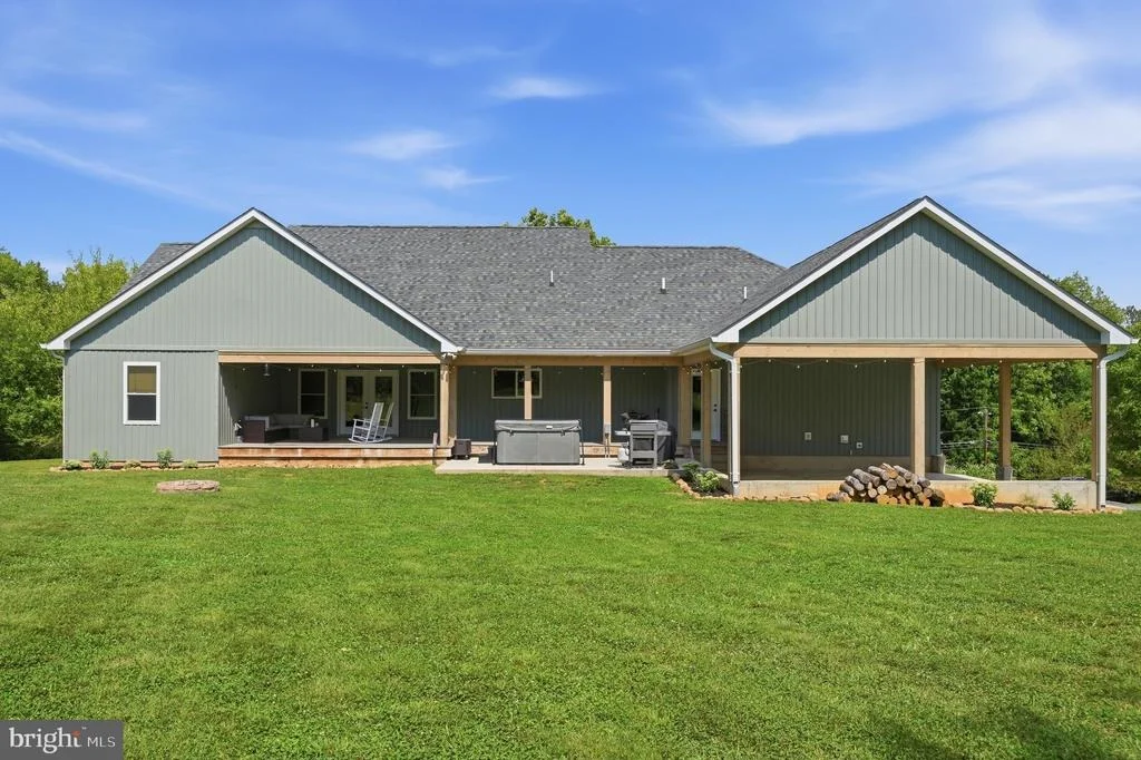 Photo of 295 KING LEAR DRIVE