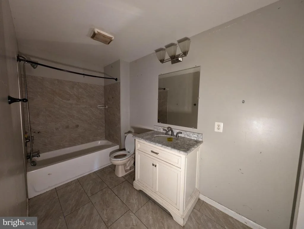 Photo of 503 CATALPA LANE