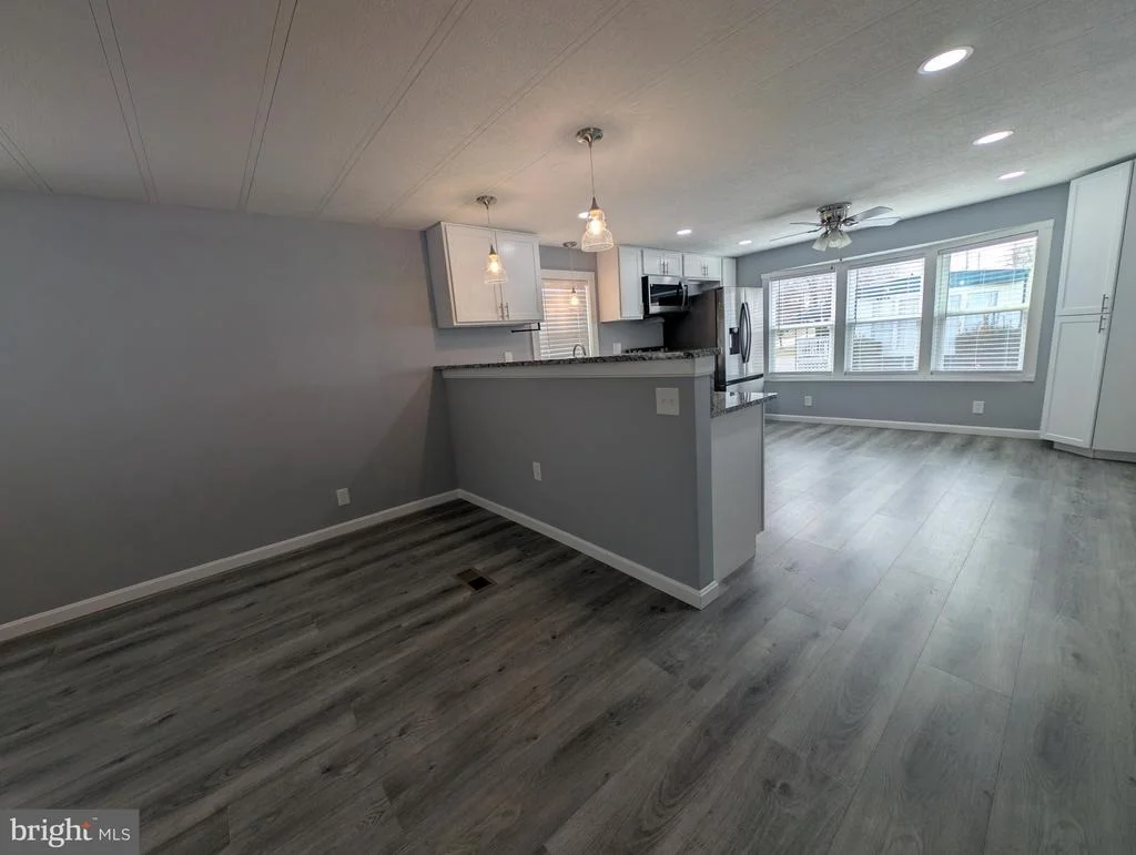 Photo of 200 ROBWOOD RD