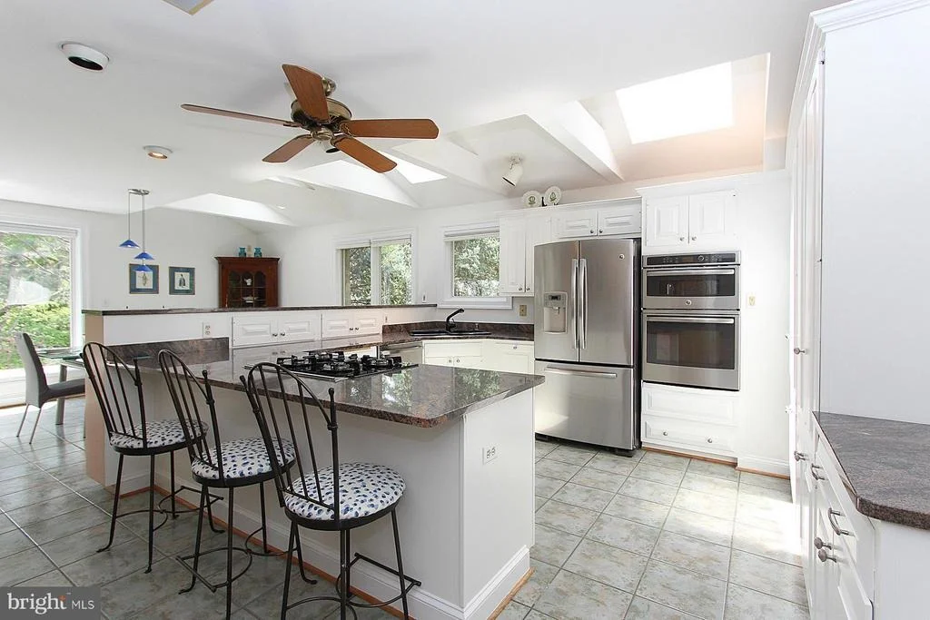 Photo of 6950 DUNCRAIG COURT