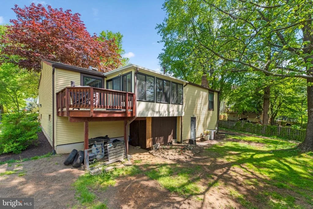 Photo of 8807 DRYSTRAW DRIVE