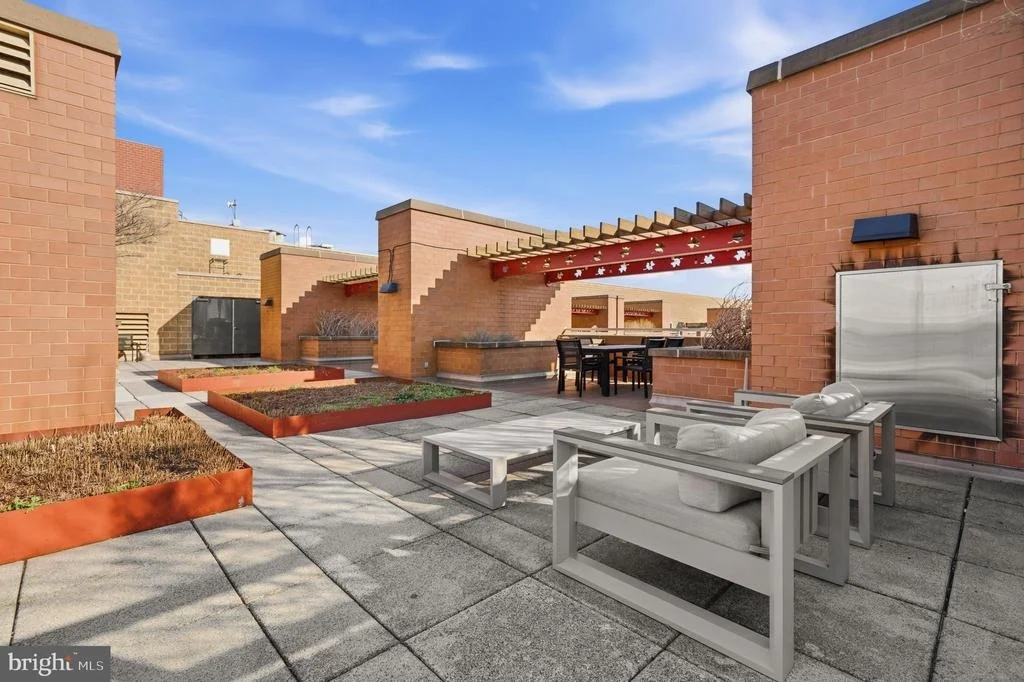 Photo of Unit 614 at 616 E STREET NW