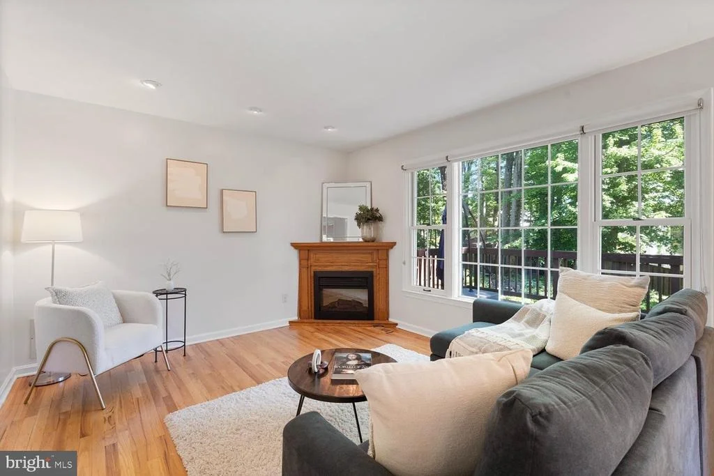 Photo of 9501 WALLINGFORD DRIVE