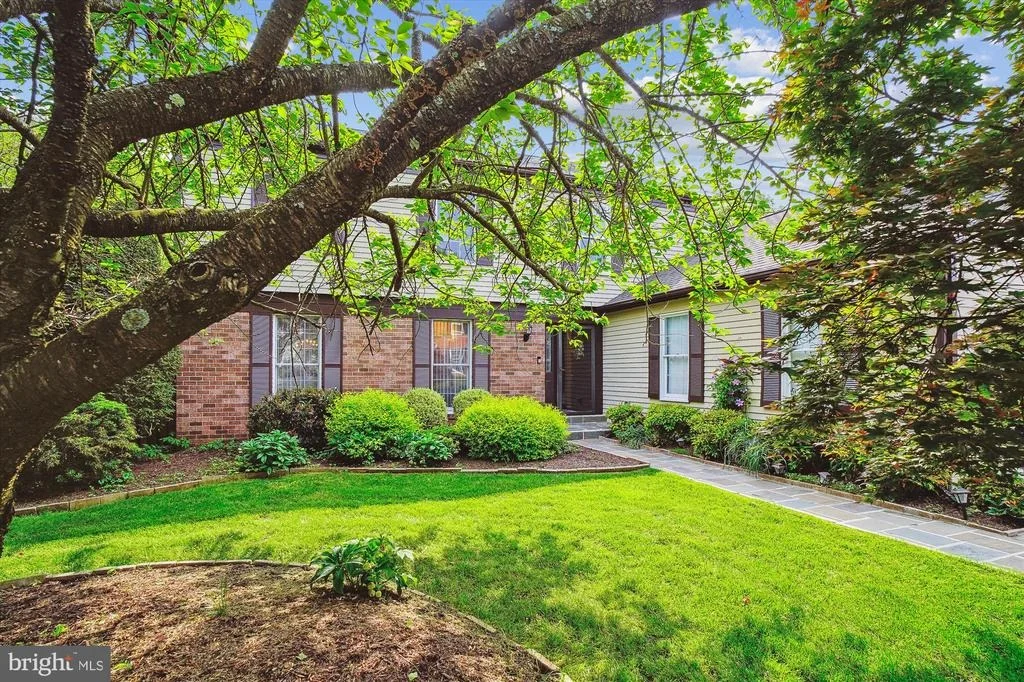 Photo of 604 AVON SQUARE COURT
