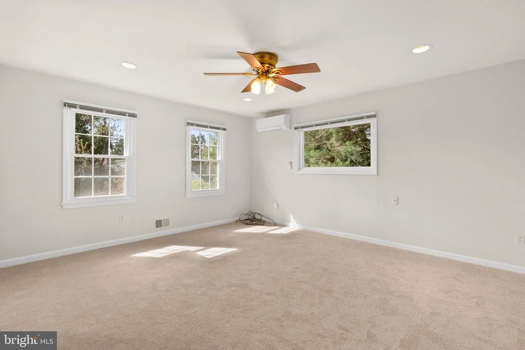Photo of 4425 THORNHURST DRIVE