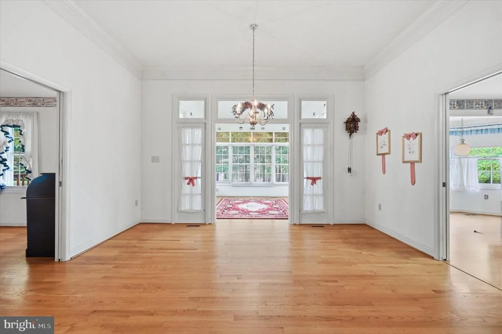 Photo of 2429 BEAR DEN ROAD