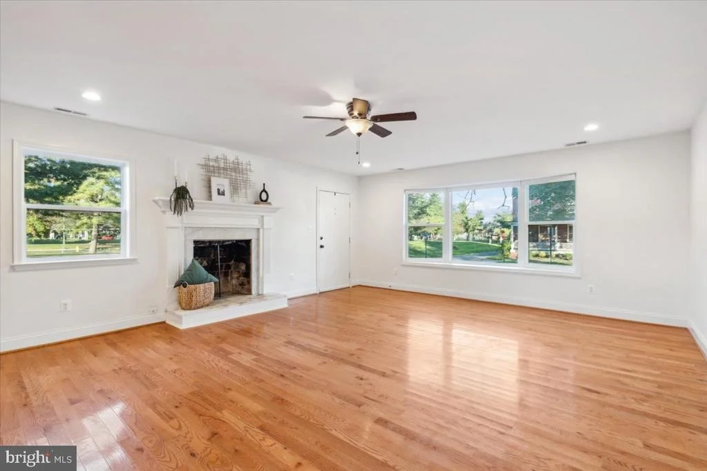Photo of 819 TRAIL AVENUE
