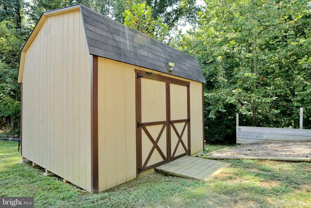 Photo of 8365 WARREN DRIVE