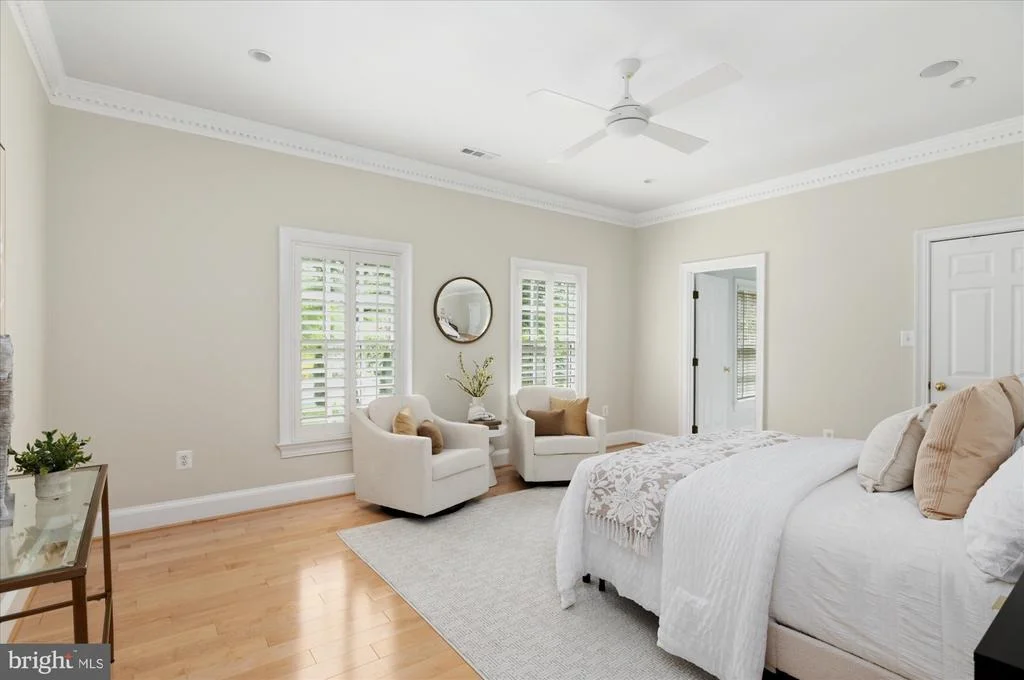 Photo of 4115 40TH PLACE N